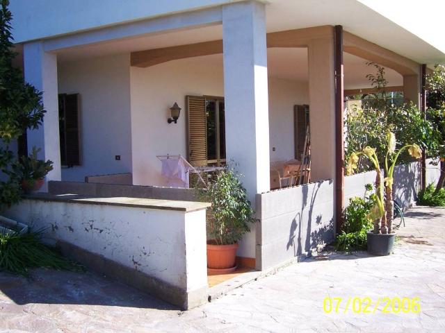 Villa Indipendente in vendita a Montecagnoletto, Roma Capitale
