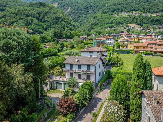 Villa Indipendente in vendita a Gera Lario, Lombardia