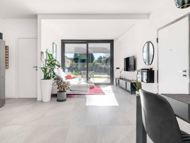 Villa Indipendente in vendita a Gerenzano, Lombardia