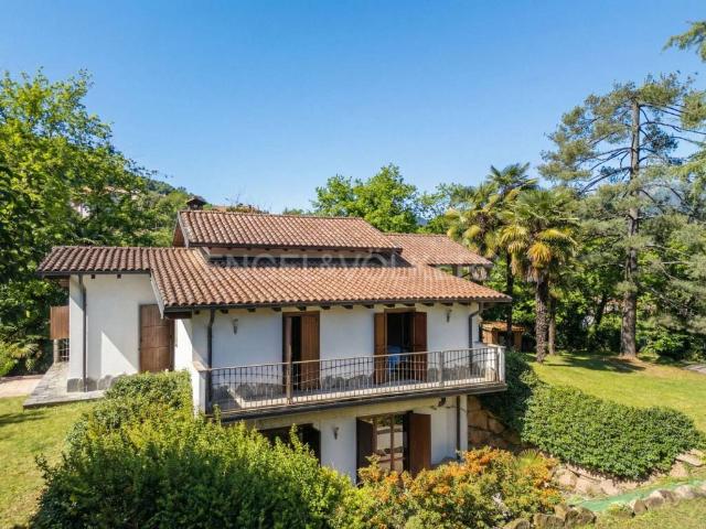 Villa Indipendente in vendita a Comunità Montana Valli del Verbano, Germignaga