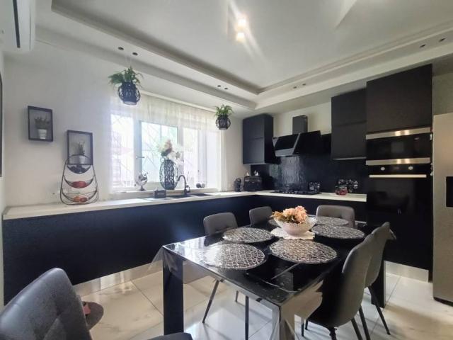 Villa Indipendente in vendita a Gerre De' Caprioli, Lombardia
