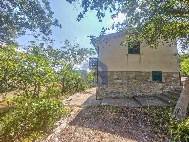 Villa Indipendente in vendita a Gessopalena, Abruzzo