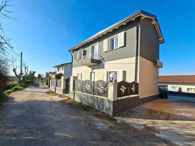 Villa Indipendente in vendita a Ghedi, Lombardia