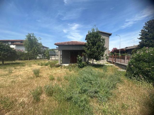Villa Indipendente in vendita a Ghedi, Lombardia