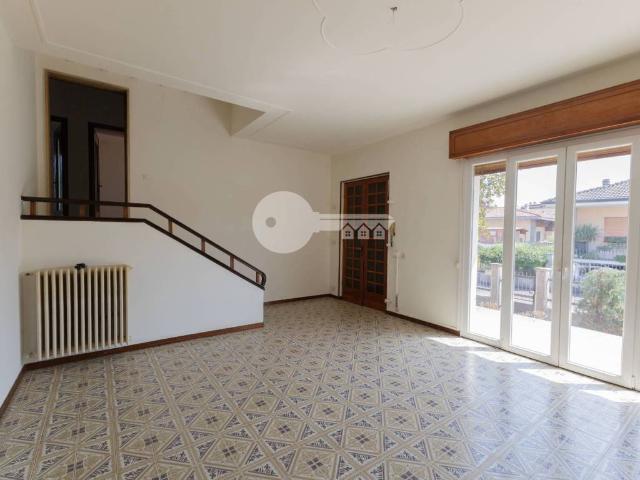 Villa Indipendente in vendita a Ghedi, Lombardia