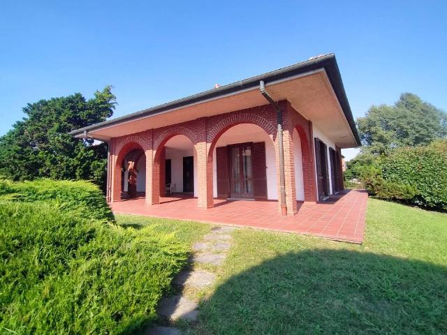 Villa Indipendente in vendita a Piemonte, Novara