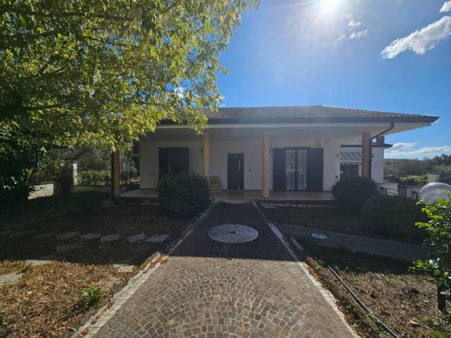 Villa Indipendente in vendita a Pozzillo, Giano Vetusto