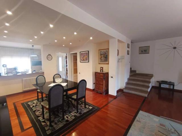 Villa Indipendente in vendita a Peri, Giarre
