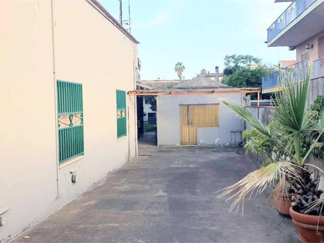 Villa Indipendente in vendita a Macchia, Giarre