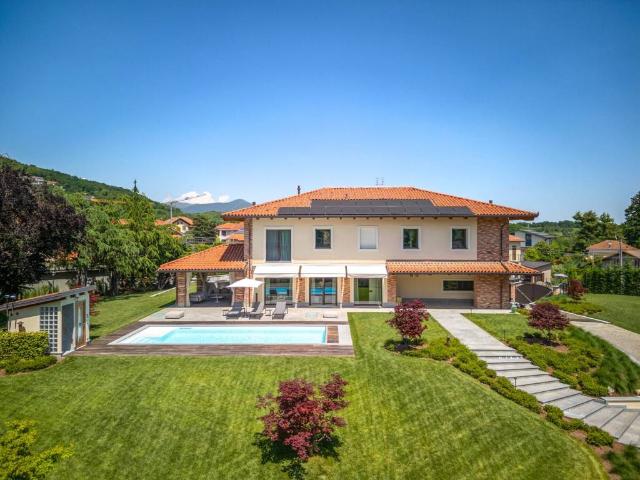 Villa Indipendente in vendita a Sala, Piemonte