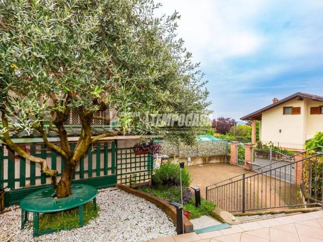 Villa Indipendente in vendita a Sala, Piemonte
