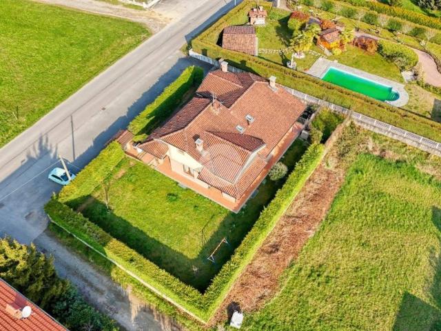 Villa Indipendente in vendita a Piemonte, Torino