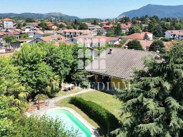 Villa Indipendente in vendita a Sala, Piemonte