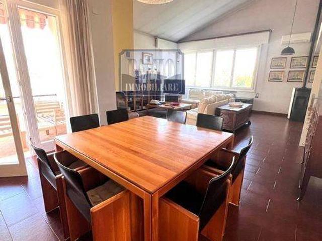 Villa Indipendente in vendita a Cusignana, Giavera Del Montello