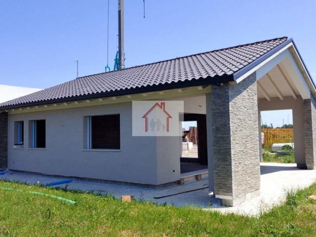 Villa Indipendente in vendita a Cusignana, Giavera Del Montello