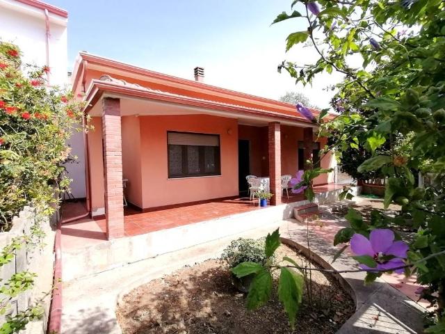 Villa Indipendente in vendita a Giba, Sardigna/Sardegna