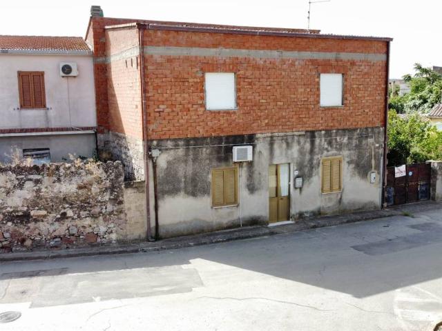 Villa Indipendente in vendita a Giba, Sardigna/Sardegna