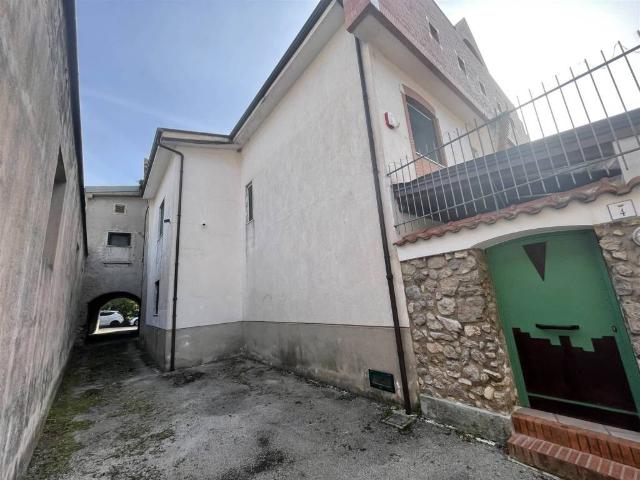Villa Indipendente in vendita a San Giovanni, Giffoni Valle Piana