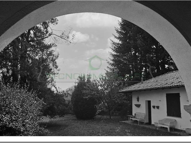 Villa Indipendente in vendita a Vezzo, Gignese