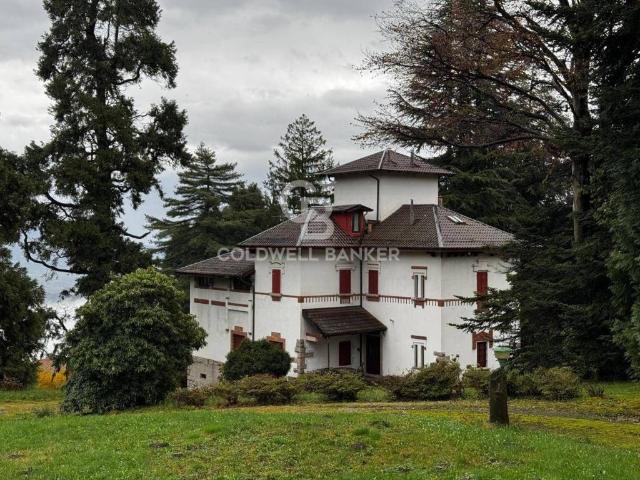 Villa Indipendente in vendita a La Parüsciola, Piemonte