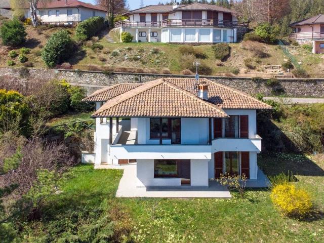 Villa Indipendente in vendita a Il Fauno, Gignese