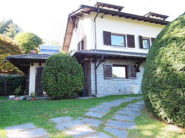 Villa Indipendente in vendita a Piemonte, Verbano-cusio-ossola