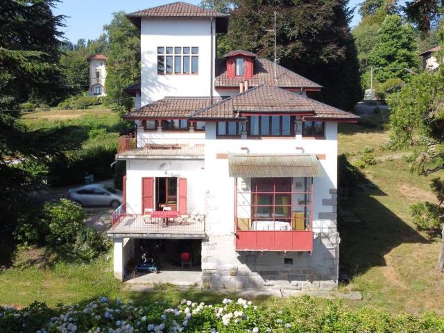Villa Indipendente in vendita a La Parüsciola, Piemonte