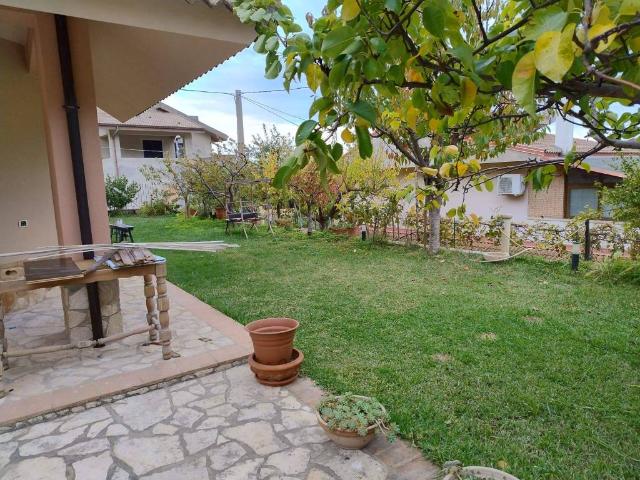 Villa Indipendente in vendita a Calabria, Catanzaro