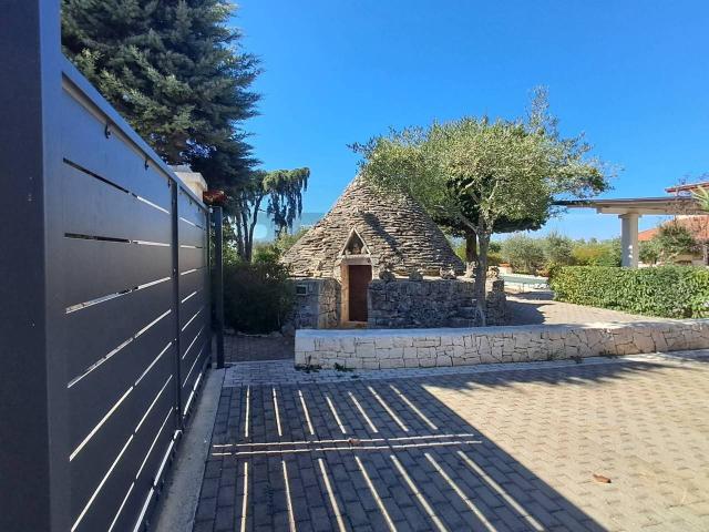 Villa Indipendente in vendita a Puglia, Bari