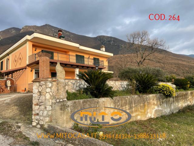 Villa Indipendente in vendita a Gioia Sannitica, Campania