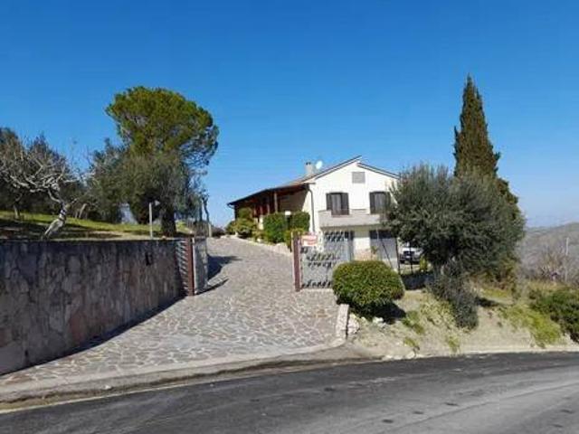 Villa Indipendente in vendita a Gissi, Abruzzo