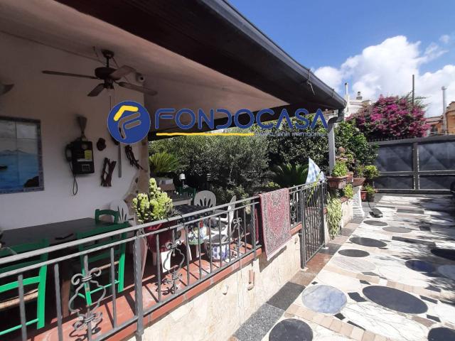Villa Indipendente in vendita a Giugliano In Campania, Campania