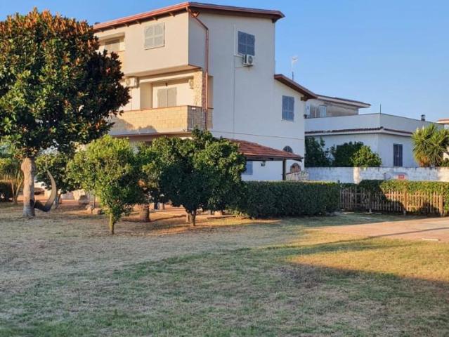 Villa Indipendente in vendita a Giugliano In Campania, Campania
