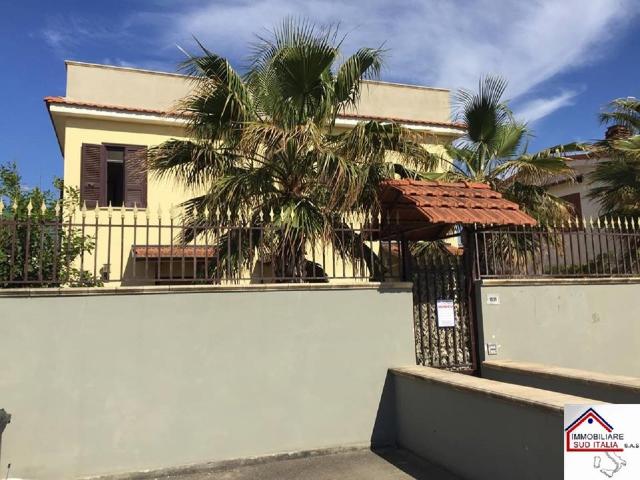 Villa Indipendente in vendita a Giugliano In Campania, Campania
