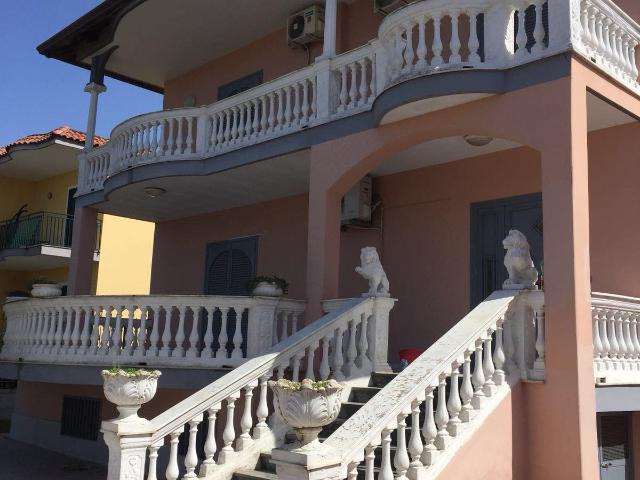 Villa Indipendente in vendita a Giugliano In Campania, Campania