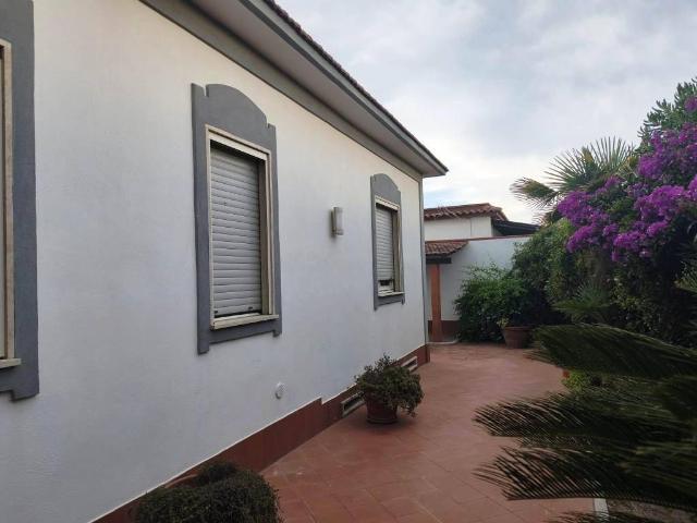 Villa Indipendente in vendita a Giugliano In Campania, Campania