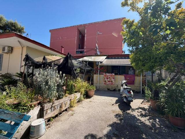Villa Indipendente in vendita a Giugliano In Campania, Campania