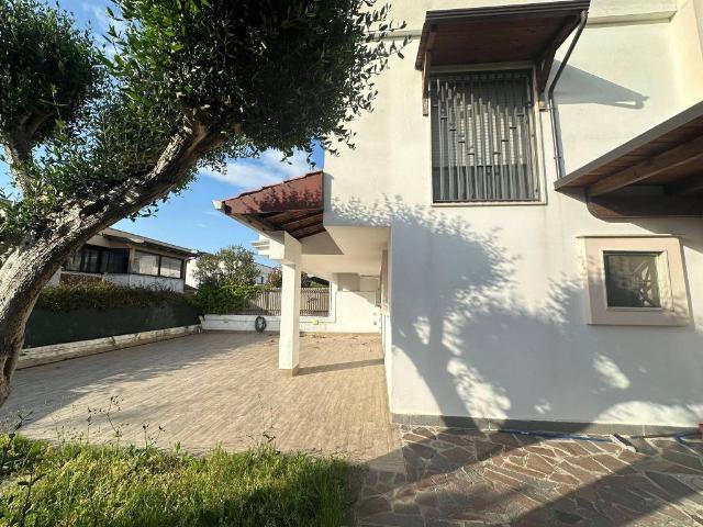 Villa Indipendente in vendita a Giugliano In Campania, Campania