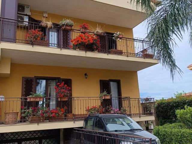 Villa Indipendente in vendita a Giugliano In Campania, Campania