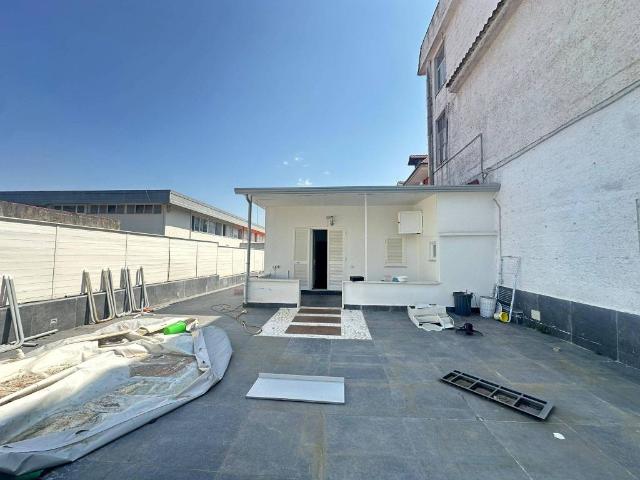 Villa Indipendente in vendita a Giugliano In Campania, Campania