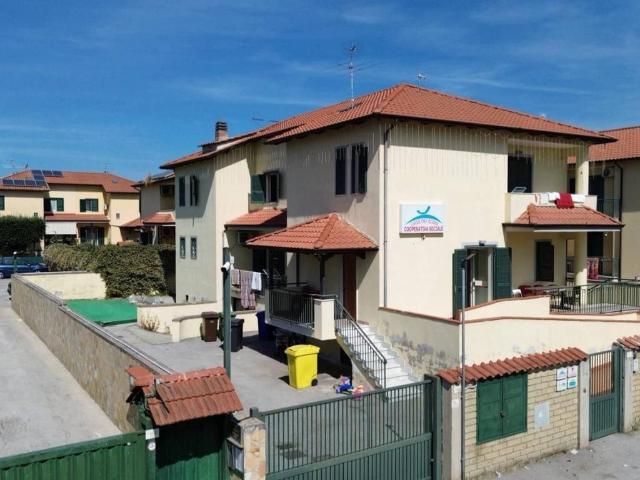 Villa Indipendente in vendita a Giugliano In Campania, Campania