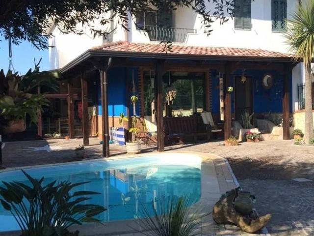 Villa Indipendente in vendita a Colle degli Osci, Giugliano In Campania