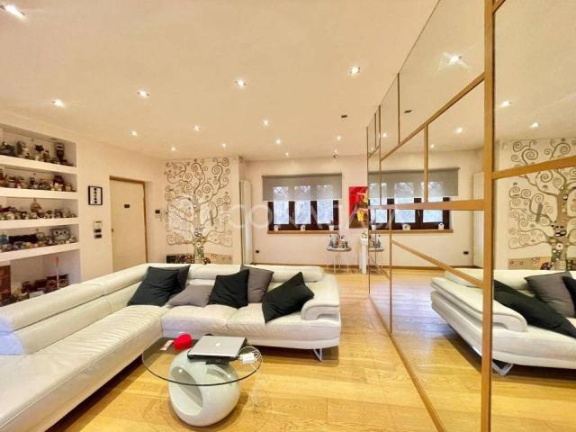 Villa Indipendente in vendita a Giugliano In Campania, Campania
