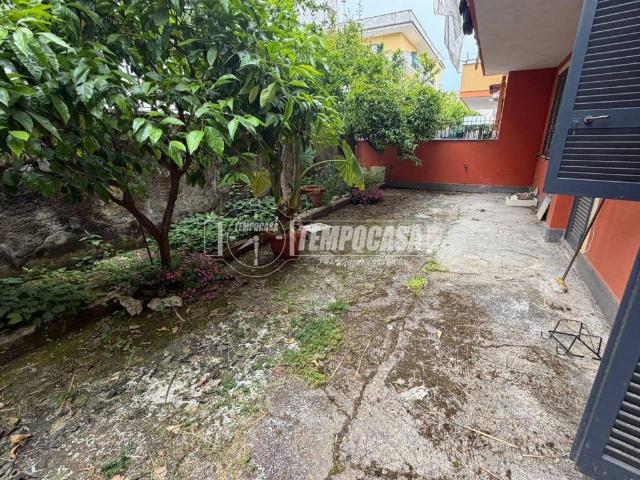 Villa Indipendente in vendita a Giugliano In Campania, Campania