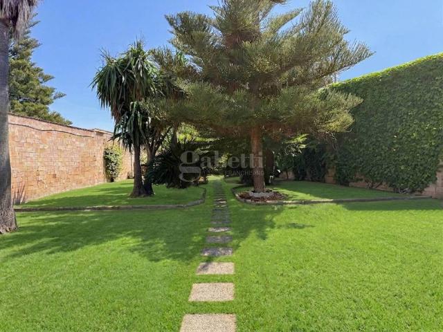 Villa Indipendente in vendita a Festinese, Giugliano in Campania