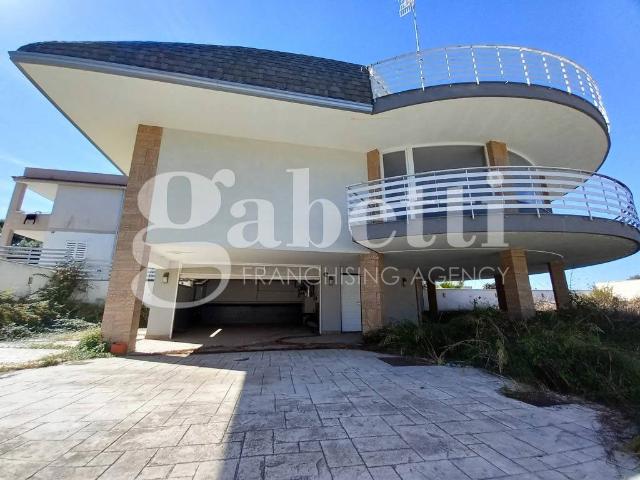 Villa Indipendente in vendita a Giugliano In Campania, Campania
