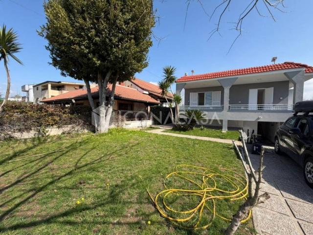Villa Indipendente in vendita a Giugliano In Campania, Campania