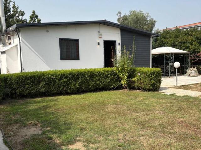 Villa Indipendente in vendita a Giugliano In Campania, Campania
