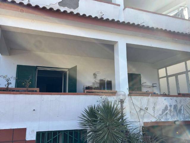 Villa Indipendente in vendita a Giugliano In Campania, Campania