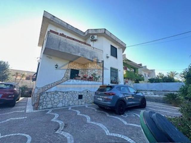 Villa Indipendente in vendita a Giugliano In Campania, Campania